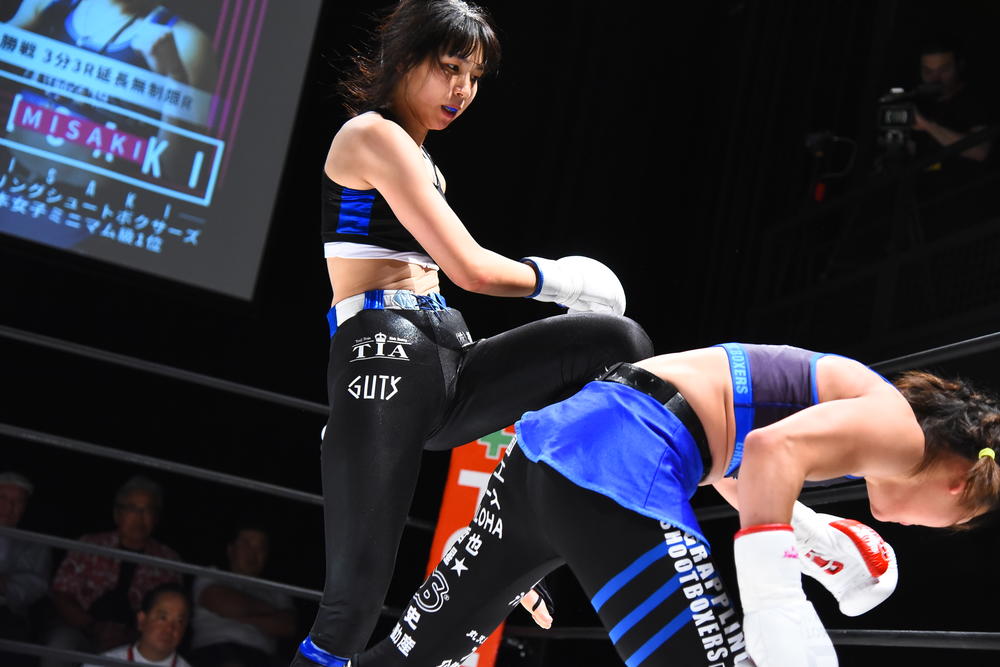 シュートボクシング 16歳の田川女神がデビュー戦にしてトーナメント優勝 王座に就く ゴング格闘技