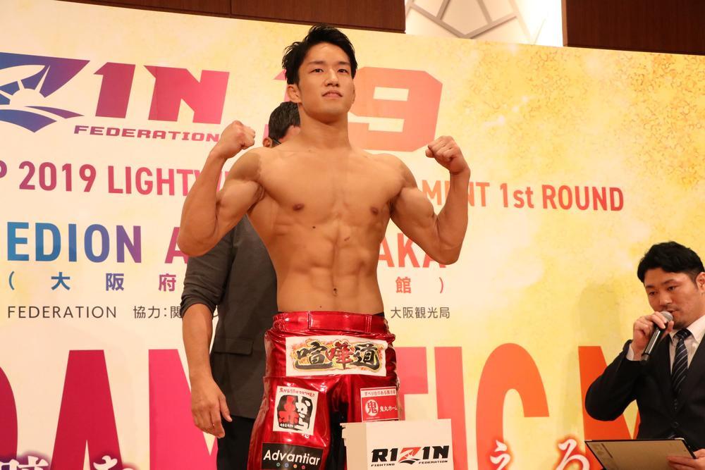 【RIZIN】朝倉海が26歳の誕生日を迎え「盛り上げるよ、日本の ...