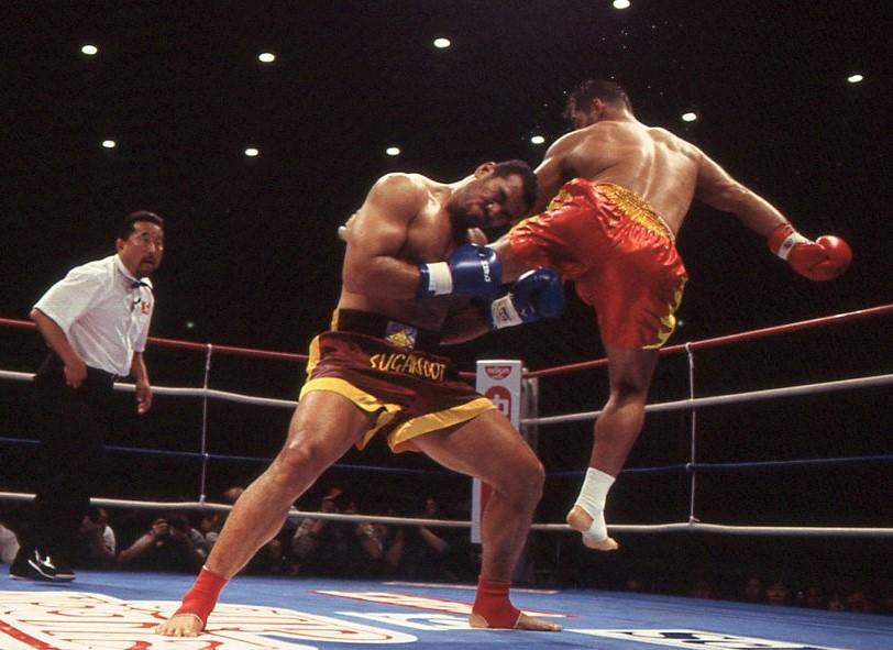 【1999年4月の格闘技】レイ・セフォーがアンディ・フグにリベンジを挑み、気迫の攻防もTKO負け