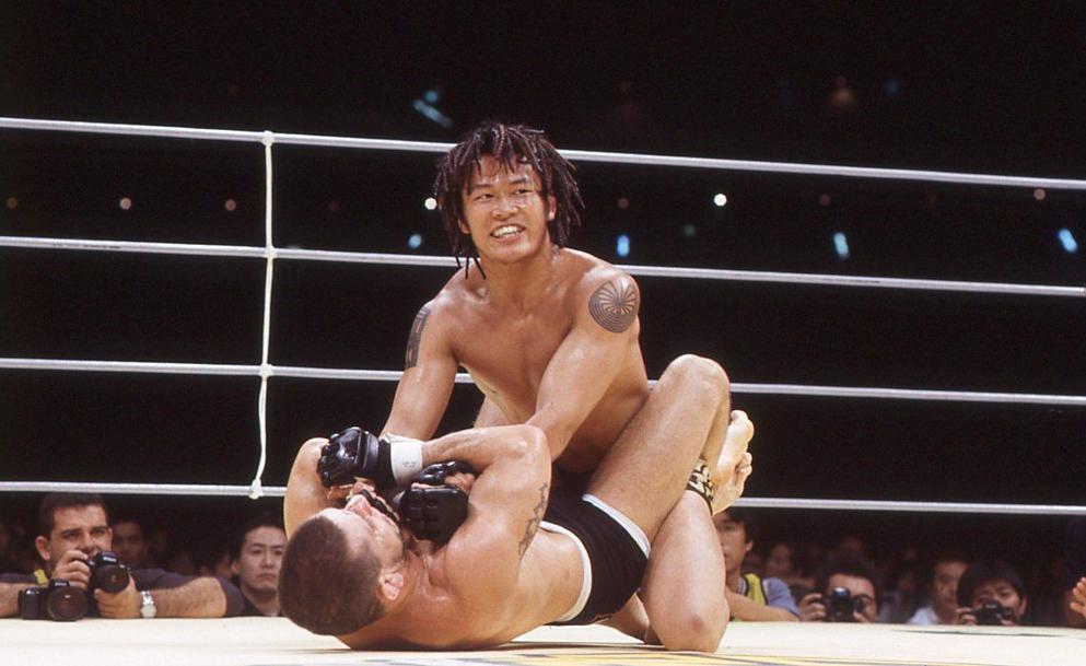 00年5月の格闘技 須藤元気が東京ドームでトリッキーに舞う ブラジル強豪相手に奮闘 ゴング格闘技