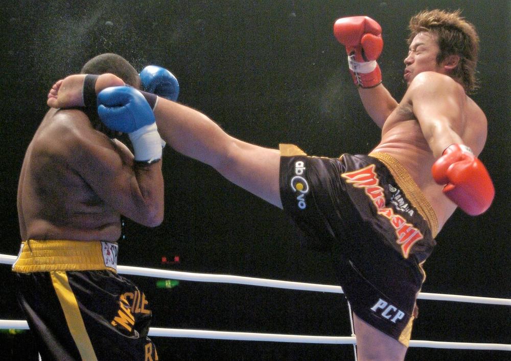 2004年6月の格闘技】K-1とボクサーの3vs3対抗戦、大将戦は武蔵が元WBO 