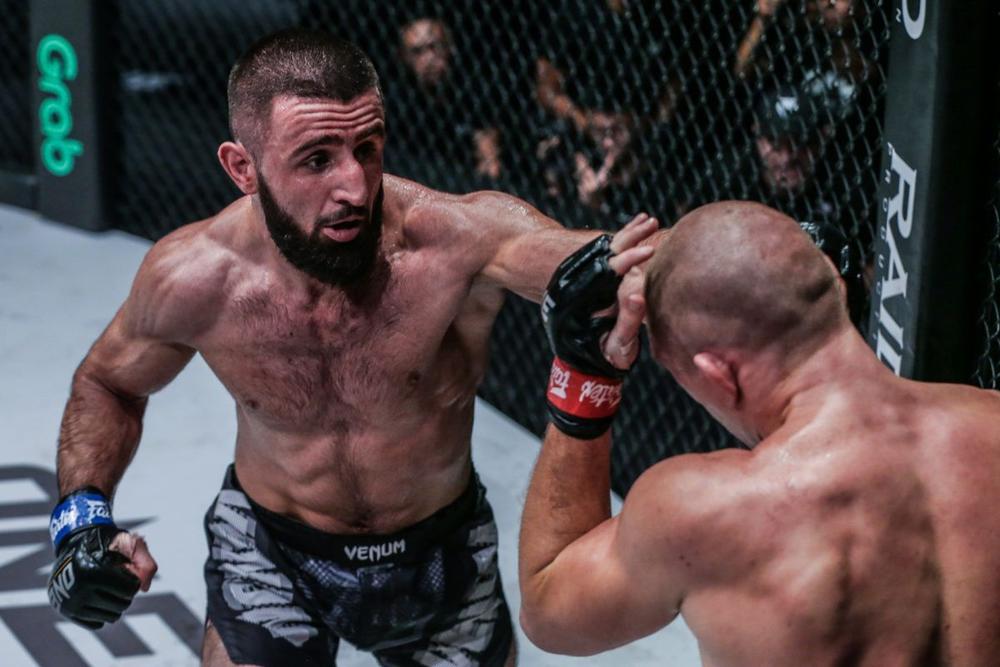 One 最強挑戦者ナカシマを相手に初の防衛戦に挑むアバゾフ 相手が無敗なのは気にしない 僕のような選手とは戦って来なかっただろうから 11月6日 金 シンガポール ゴング格闘技