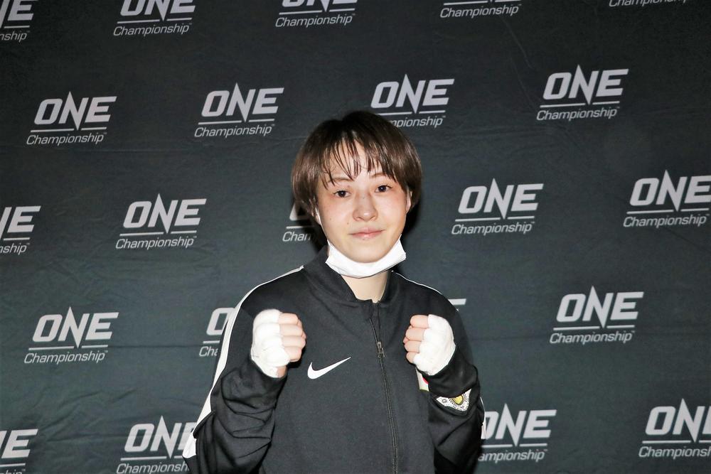 Road To One 平田樹相手に健闘も敗れた中村未来 覆してやりたかった ゴング格闘技