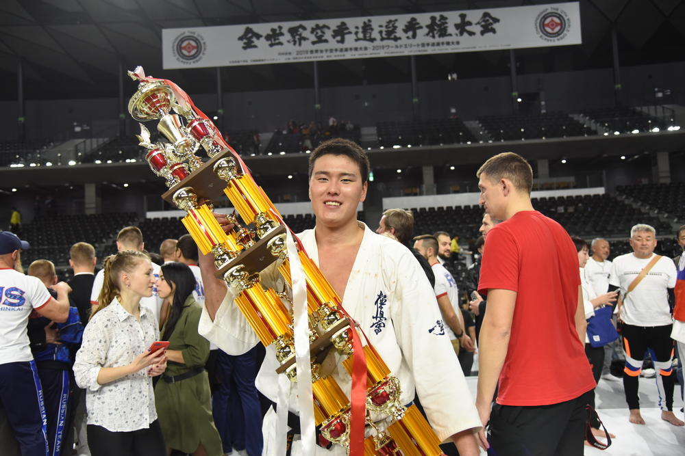 極真空手最大の荒行 百人組手に世界王者の上田幹雄が挑戦 7年ぶり10人目の達成なるか 4月25日 ゴング格闘技