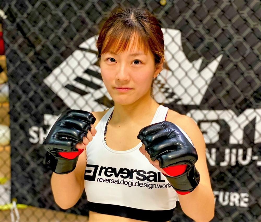 Deep 国内最小 最軽量の新潟美人ファイターkyokaがプロデビュー戦 テレビ スポーツ紙にも取り上げられる ゴング格闘技 Deep 国内最小 最軽量の新潟美人ファイターkyokaがプロデビュー戦 テレビ スポーツ紙にも取り上げられる ゴング格闘技