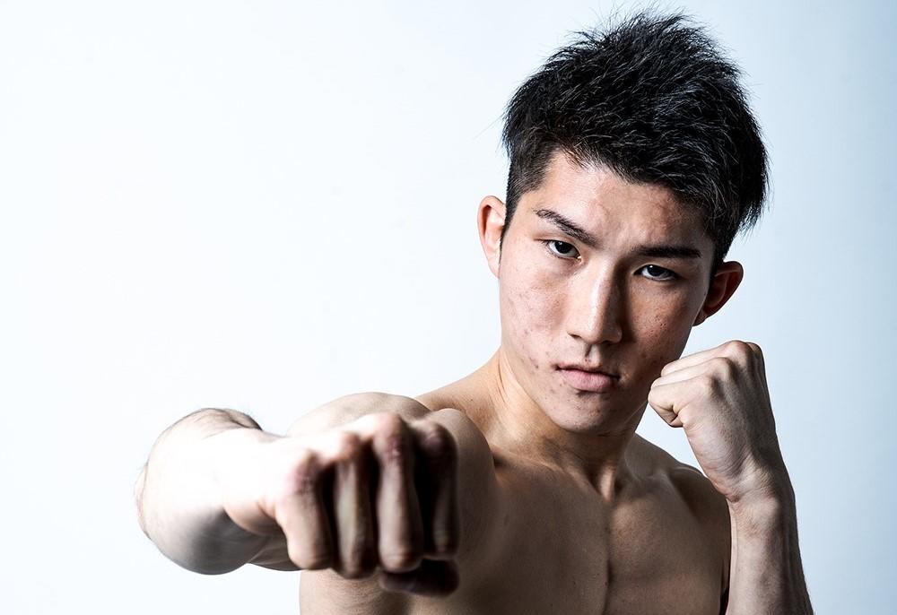 シュートボクシング 佐藤執斗 Rena選手は立ち技最強のままmmaに行って成功されているので刺激をもらっています 僕もmmaに挑戦したい ゴング 格闘技