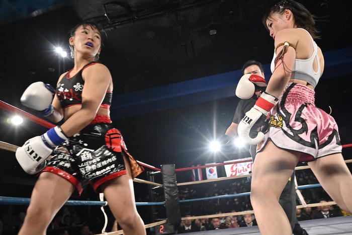 Rise Gp 天才ムエタイ少女 伊藤紗弥が生涯初のダウン Ko負け 倒したayakaは 初の Rizin で ゴング格闘技