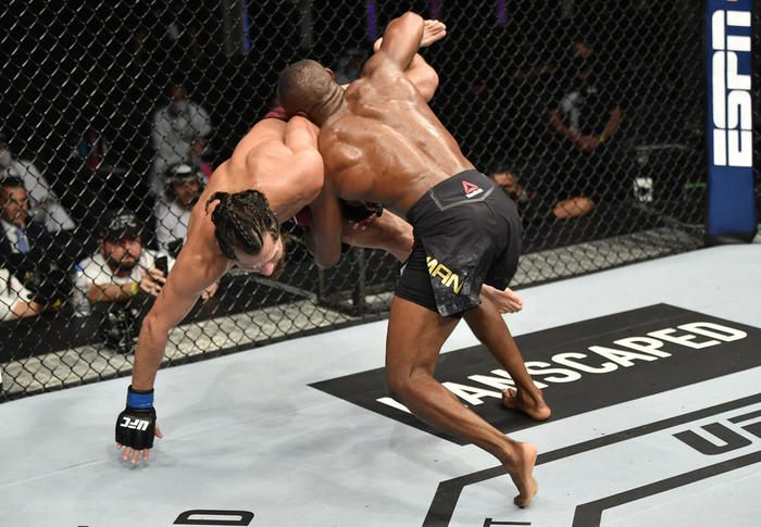 【UFC】難攻不落の王者ウスマンに元柔術世界王者のバーンズが挑む。「ウスマンの強みは5Rやり切れること」「バーンスの寝技が突破口になるかも」（高阪剛）＝2.13『UFC 258』